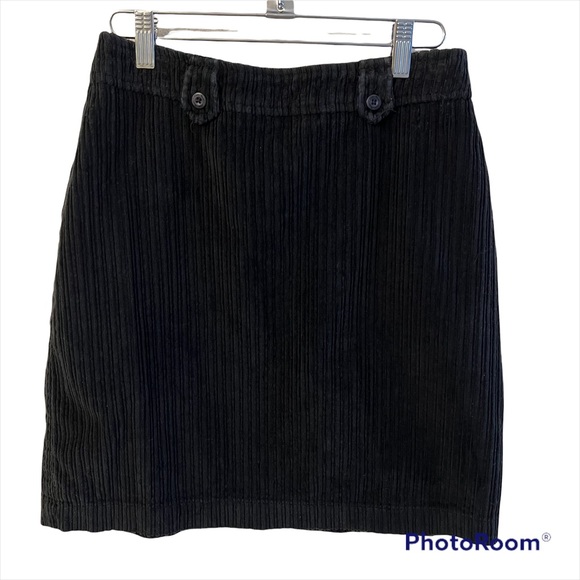 Eddie Bauer Dresses & Skirts - Eddie Bauer Black Mini Corduroy Skirt size 8